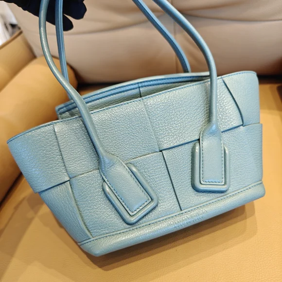 Bottega Veneta Arco Mini Crossbody Bag Blue Green - Picture 4 of 16